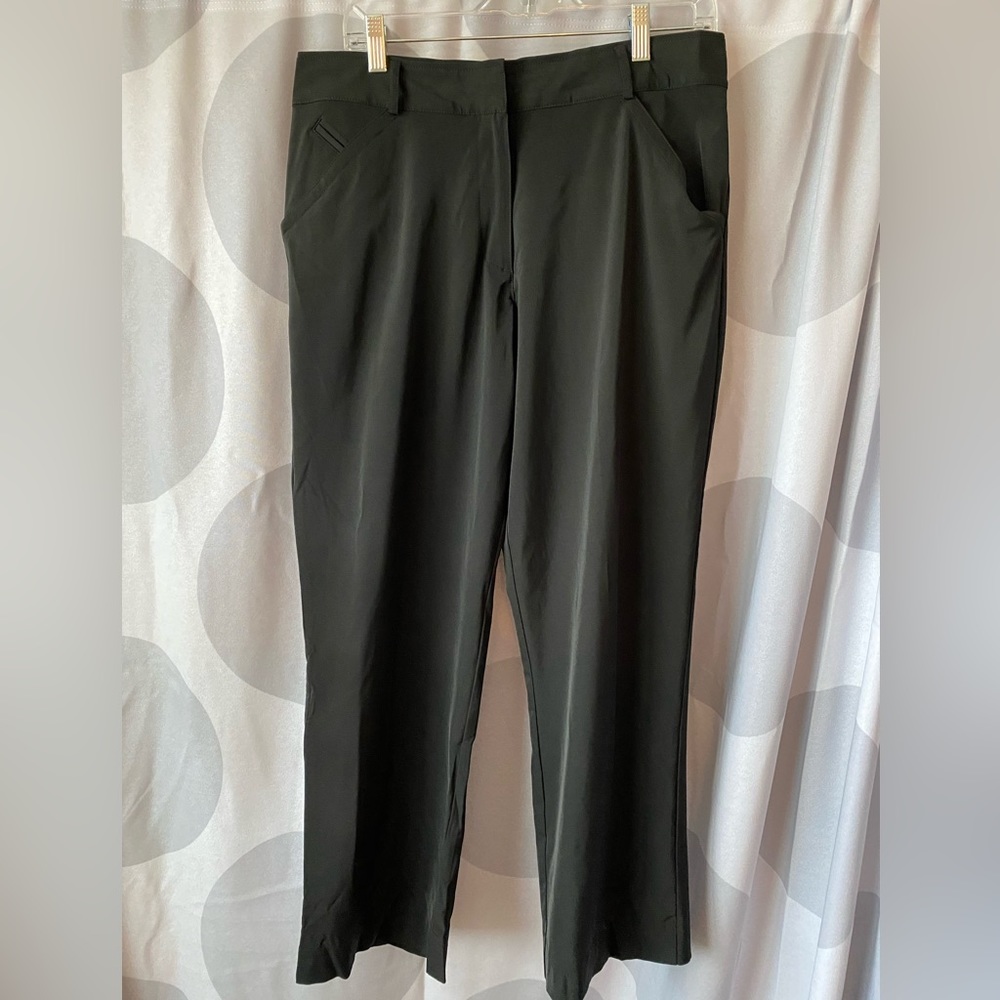 WOMEN’S NIKE GOLF PANTS, Cropped DRI-FIT UV size 12, Black NWOT